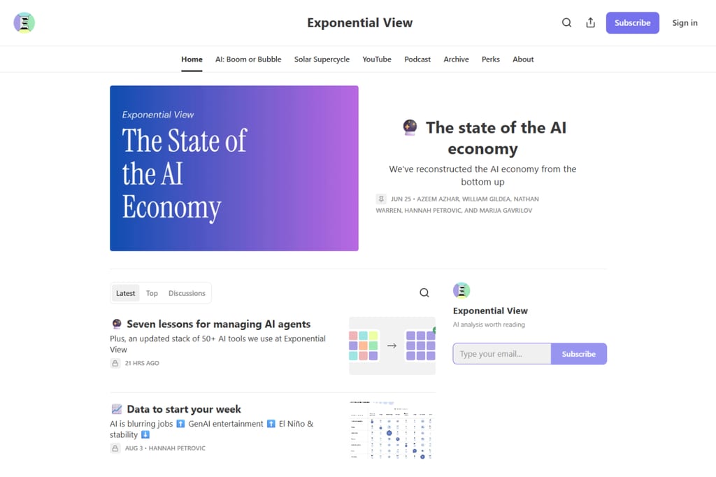 Hjemmeside for nyhedsbrevet Exponential View med fremhævet AI-analyse og abonnementsformular